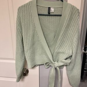 H&M Sweater
